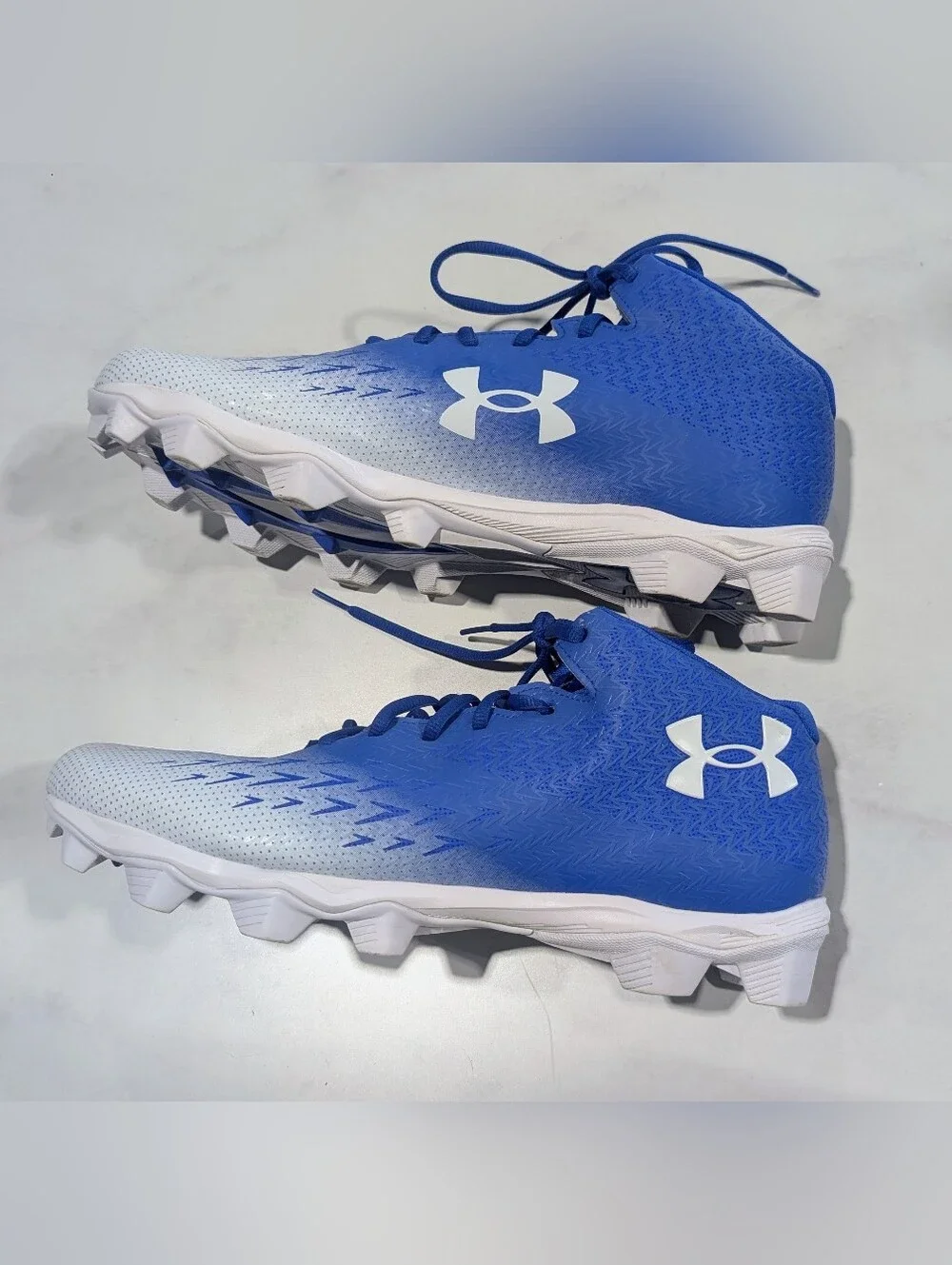 Under Armour lightweight synthetic